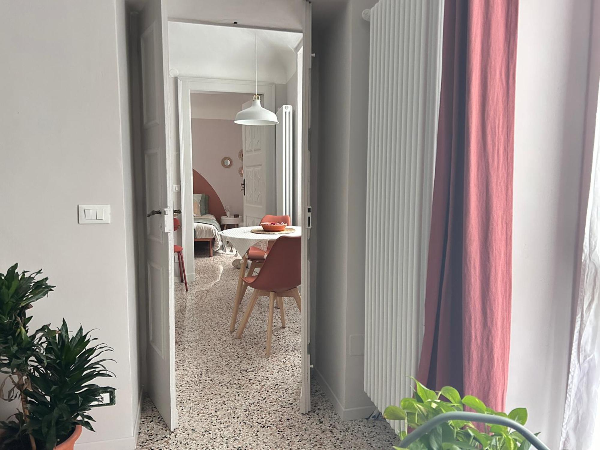 Casa Mafalda Trilocale In Centro Биелла Экстерьер фото